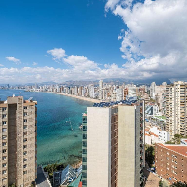 Stunning Sea Views Levante - 2BR Flat with Pool - Apartamento - 12