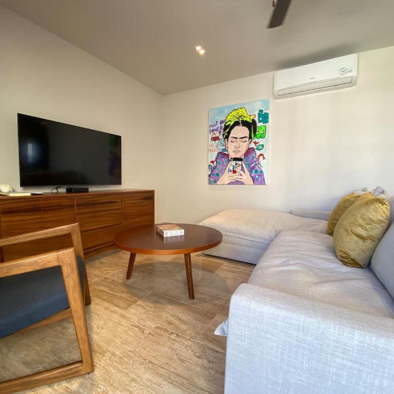 Luxe Jungle Retreat with Private Terrace & Jacuzzi in Aldea Zama - Two-Bedroom Deluxe Apartment - 8