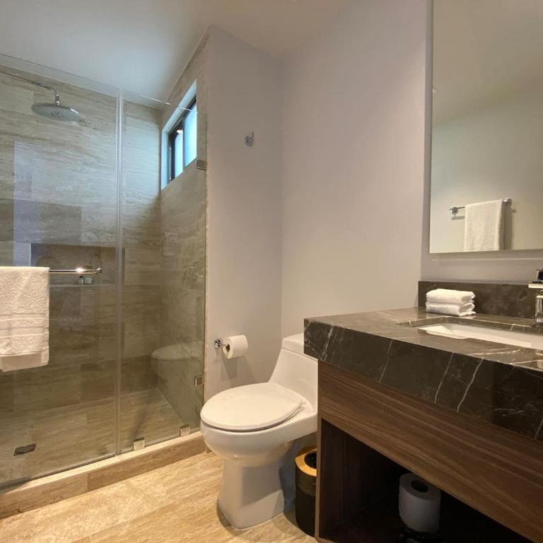 Luxe Jungle Retreat with Private Terrace & Jacuzzi in Aldea Zama - Two-Bedroom Deluxe Apartment - 18