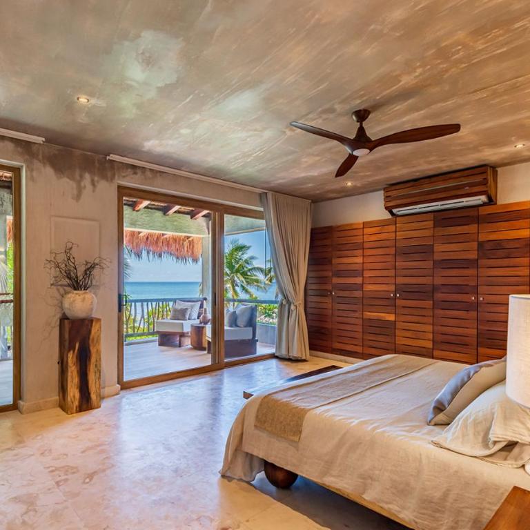 Beachfront Tankah 3 villa for 18 guests! - Villa - 14