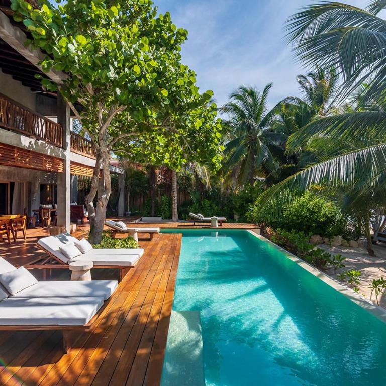 Beachfront Tankah 3 villa for 18 guests! - Villa - 19