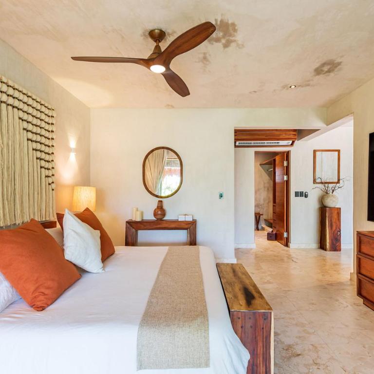 Beachfront Tankah 3 villa for 18 guests! - Villa - 23