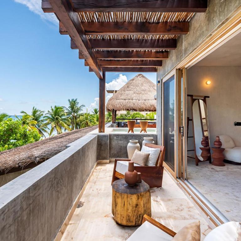 Beachfront Tankah 3 villa for 18 guests! - Villa - 36
