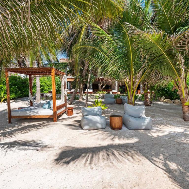 Beachfront Tankah 3 villa for 18 guests! - Villa - 42