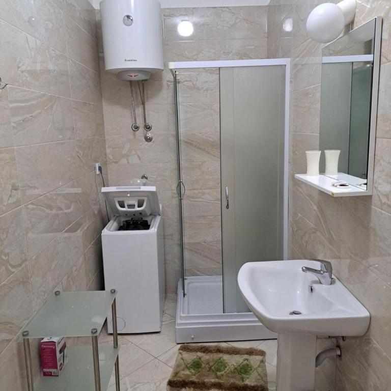 Luxury Apartments Trend - Apartman sa 2 Spavaće Sobe, Terasom i Pogledom na More - 4