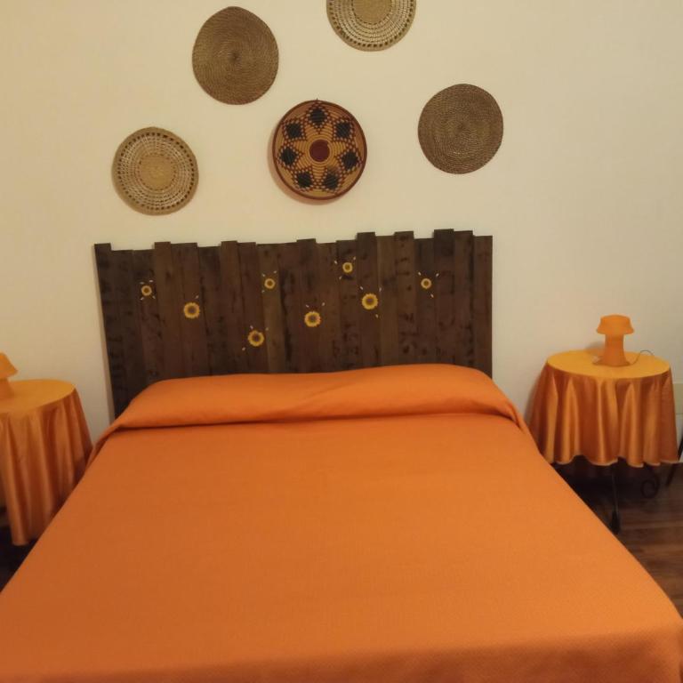 Napolibed - Quadruple Room with Private Bathroom - 1