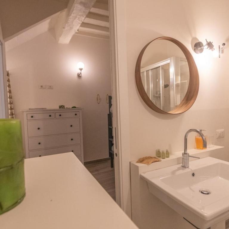 Stone loft with cozy terrace downtown Perugia - Appartamento con 2 Camere da Letto - 51