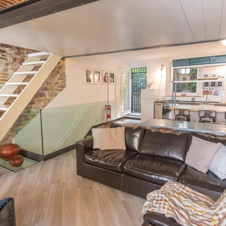 Stone loft with cozy terrace downtown Perugia - Appartamento con 2 Camere da Letto - 7