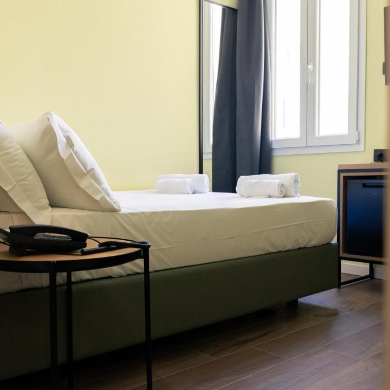 JR Hotels Hermes Firenze - Small Double Room - 1