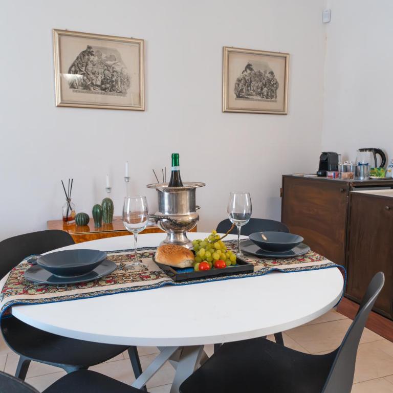 Arco del Mercato Apartment - Appartamento con 2 Camere da Letto - 16