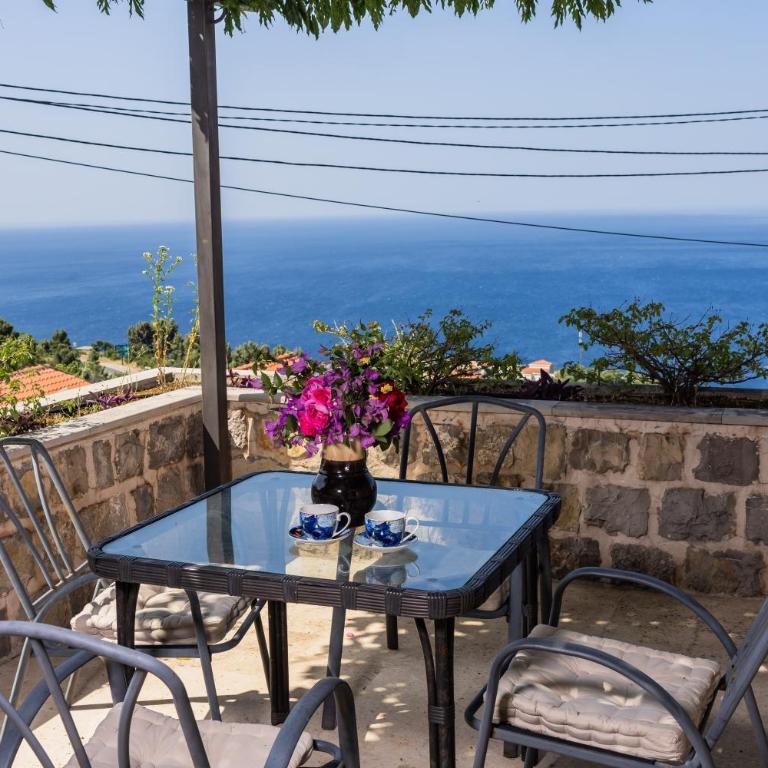 Castello degli Aranci Eco Resort - One-Bedroom Apartment with Shared Pool (3 adults) - 4