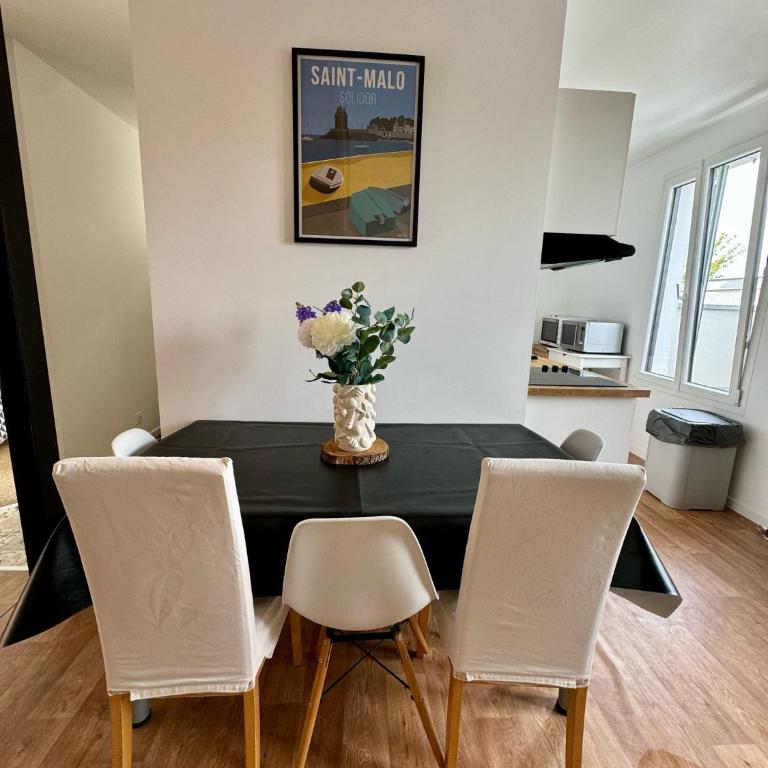Duplex 70m2 proche mer, 2 chambres, terrasse, parking gratuit dans la rue - Apartamento de 2 dormitorios - 4