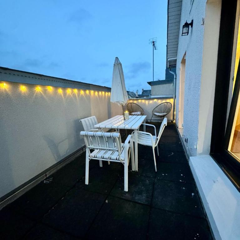 Duplex 70m2 proche mer, 2 chambres, terrasse, parking gratuit dans la rue - Apartamento de 2 dormitorios - 17