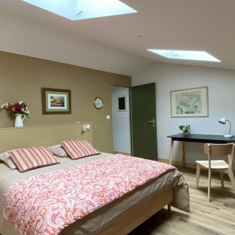 Maison M, chambre privée accès jardin piscine et jacuzzi près de La Rochelle - Maison 1 Chambre - 17