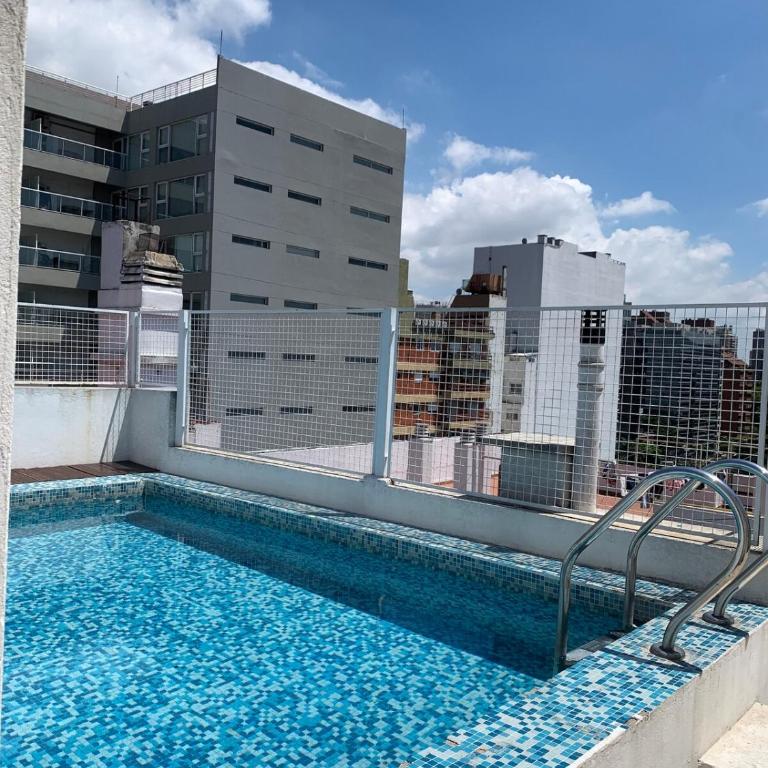 Depto con terraza propia y parrilla - Apartamento de 1 dormitorio - 18