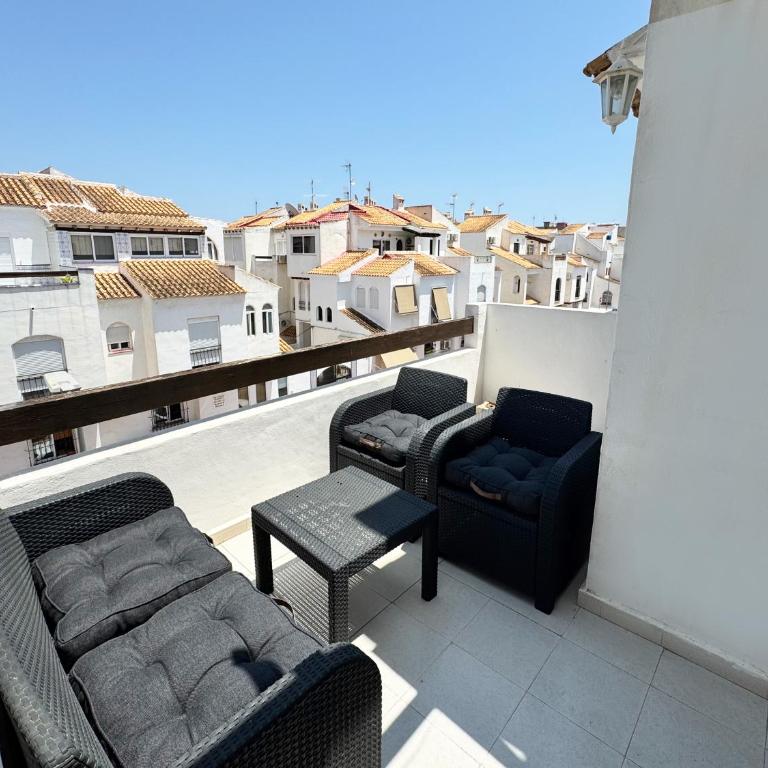 Apartment El Paraiso, 1 Bedroom 300M from the sea - One-Bedroom Apartment - 10