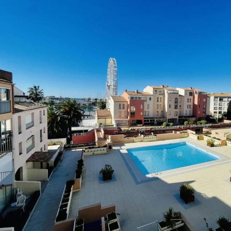 Chez Sofia T3 view port private parking and pool - Two-Bedroom Apartment - 12