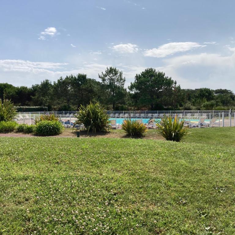 Les Sables-d'Olonne - Terrasse, Wifi Fibre & Piscine, à 200 m de la Mer - D012 - One-Bedroom Apartment - 16