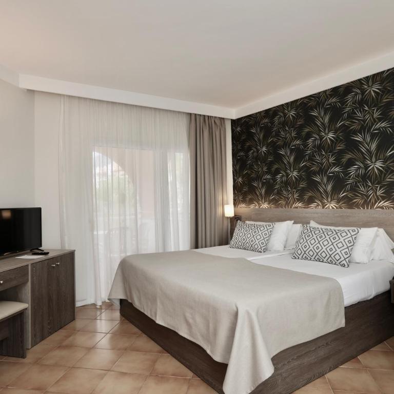 Hotel Puerto Palace - Habitación Familiar - 5