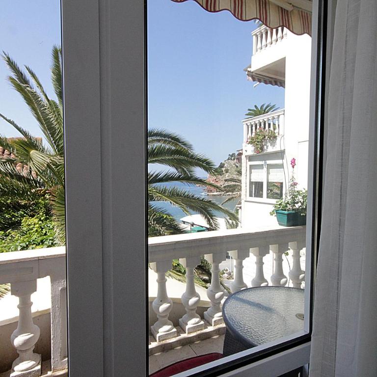 Apartmani Stari Grad - Apartman sa 2 Spavaće Sobe - 1