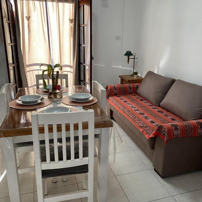Cómodo departamento con vistas al río y la ciudad - One-Bedroom Apartment - 4