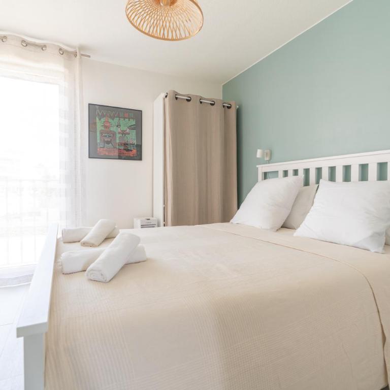 Corniche Azur YourHostHelper - Two-Bedroom Apartment - 27