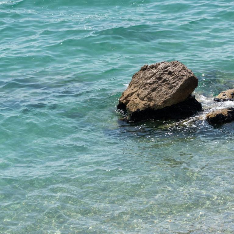 Corniche Azur YourHostHelper - Two-Bedroom Apartment - 36
