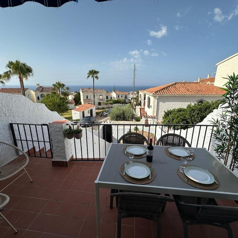 Cozy house with sea view, garden & pool - Apartamento de 2 dormitorios - 25