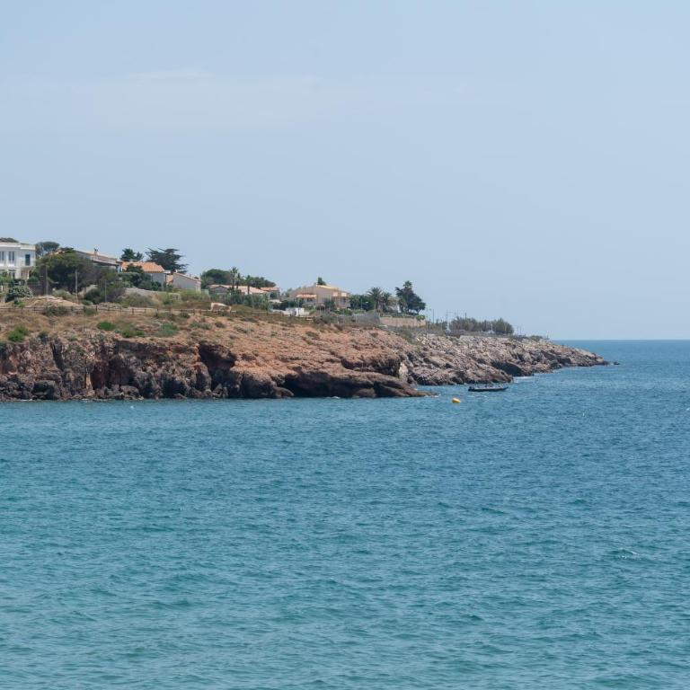 Corniche Azur YourHostHelper - Two-Bedroom Apartment - 48