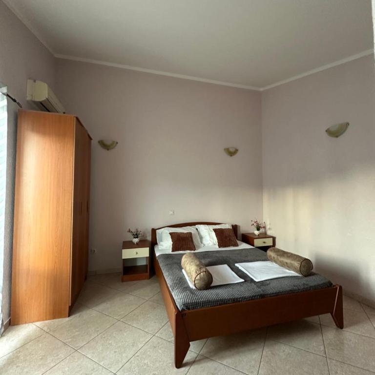 Apartments Solmira - Budget Double Room - 3
