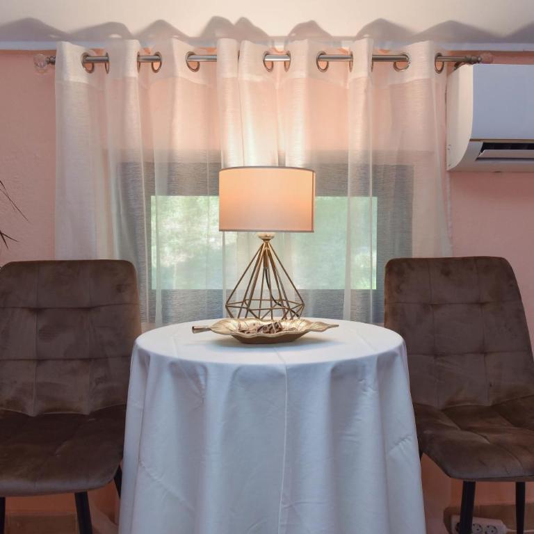 Vila Apartments Lidija - Double Room with Garden View - 13