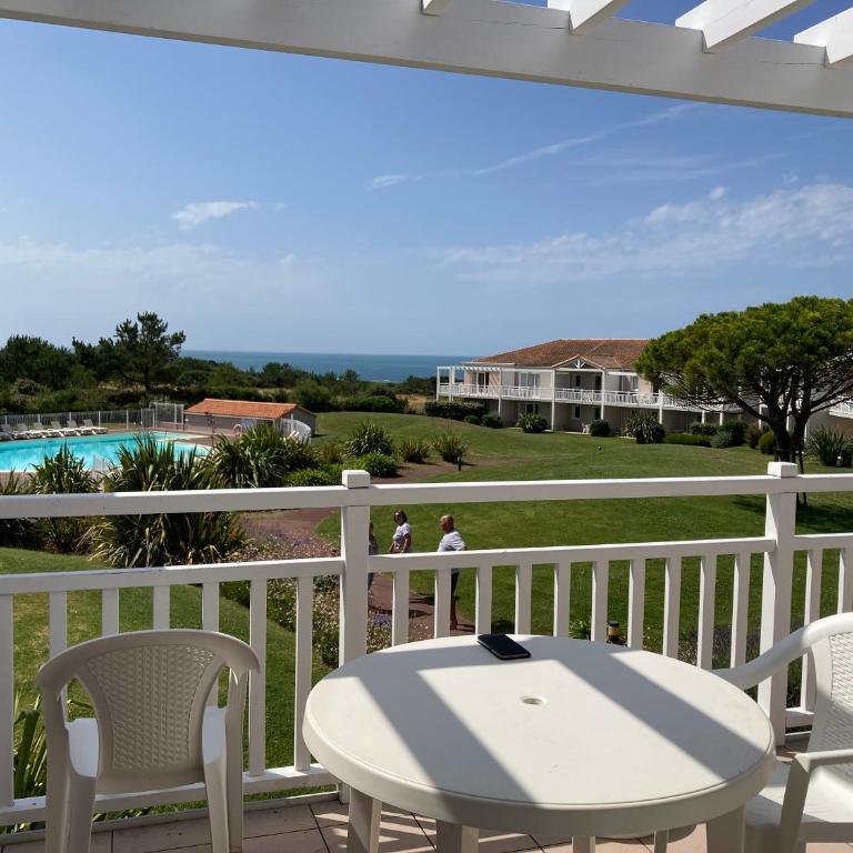 Les Sables-d'Olonne - Vue Mer, Terrasse, Wifi Fibre & Piscine, à 2 pas de l'Océan - E101 - Appartement 1 Chambre - 19