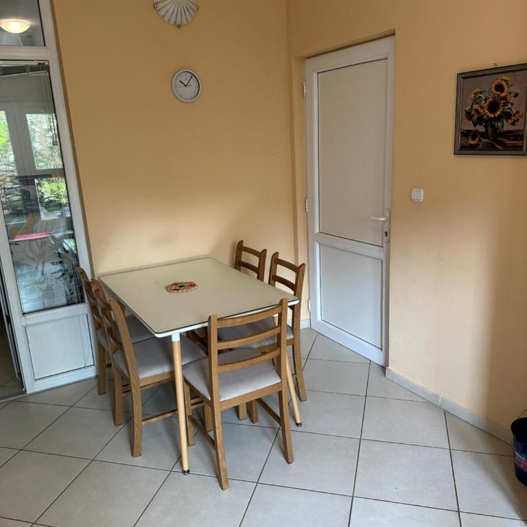 Apartments Uno - Apartment - Ground Floor - 47