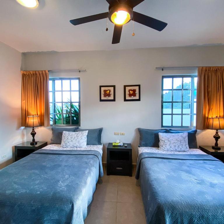 Villa Isla Dorada - Villa with Sea View - 25