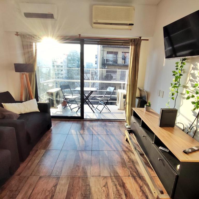 Departamento en Movistar Arena con balcón soleado - Apartamento de 1 dormitorio - 64
