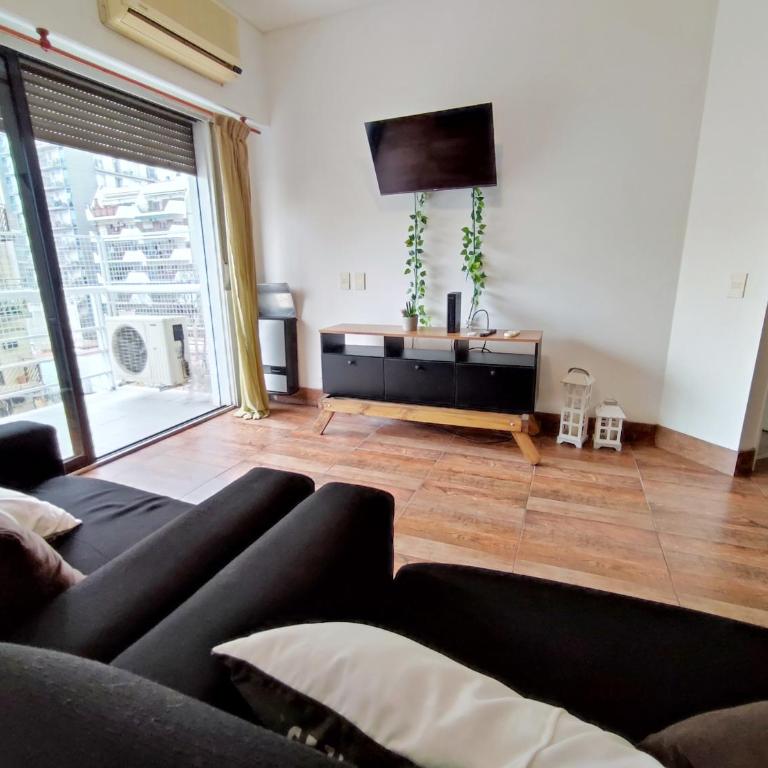 Departamento en Movistar Arena con balcón soleado - Apartamento de 1 dormitorio - 65