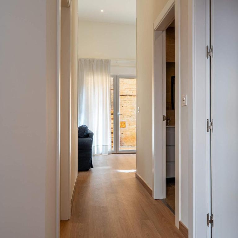 New Renovated - First Line Beach Apartment - Apartamento - 8