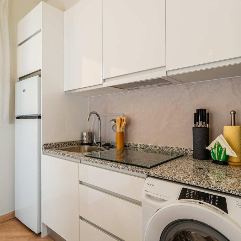 New Renovated - First Line Beach Apartment - Apartamento - 11