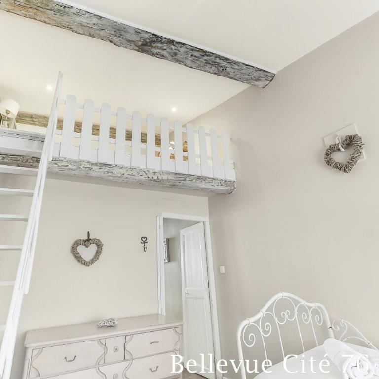 Les Bellevue Cité Trivalle "3 Apartments, 1 with Terrace & Private Parking, Aircon, WiFi, 500m from Cité, free public car park 200m" - Ferienhaus - 25