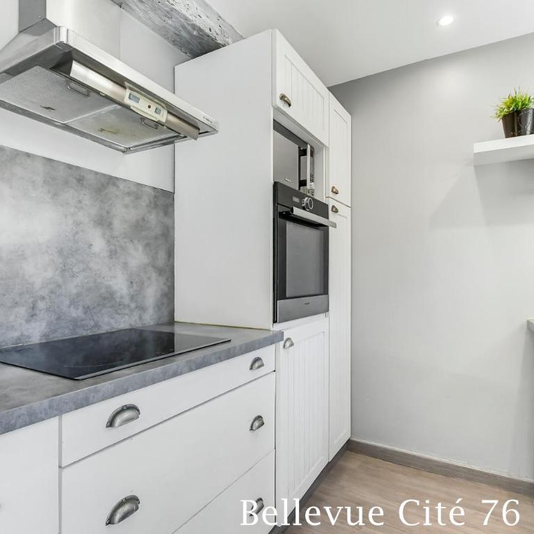 Les Bellevue Cité Trivalle "3 Apartments, 1 with Terrace & Private Parking, Aircon, WiFi, 500m from Cité, free public car park 200m" - Ferienhaus - 5
