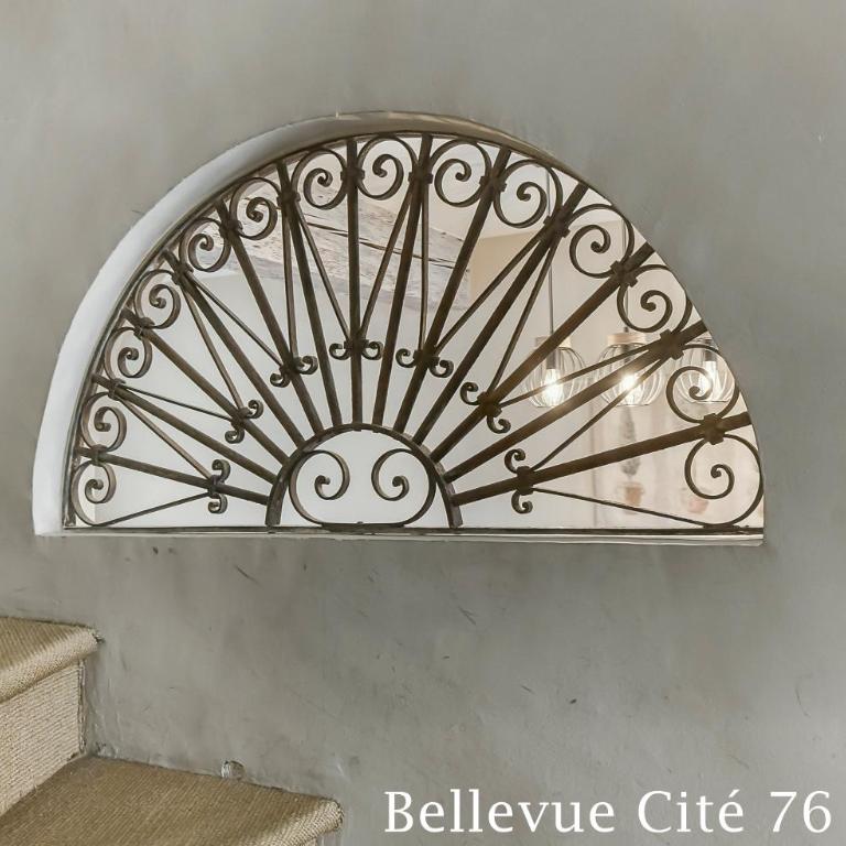 Les Bellevue Cité Trivalle "3 Apartments, 1 with Terrace & Private Parking, Aircon, WiFi, 500m from Cité, free public car park 200m" - Ferienhaus - 9
