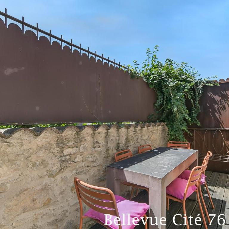 Les Bellevue Cité Trivalle "3 Apartments, 1 with Terrace & Private Parking, Aircon, WiFi, 500m from Cité, free public car park 200m" - Ferienhaus - 10