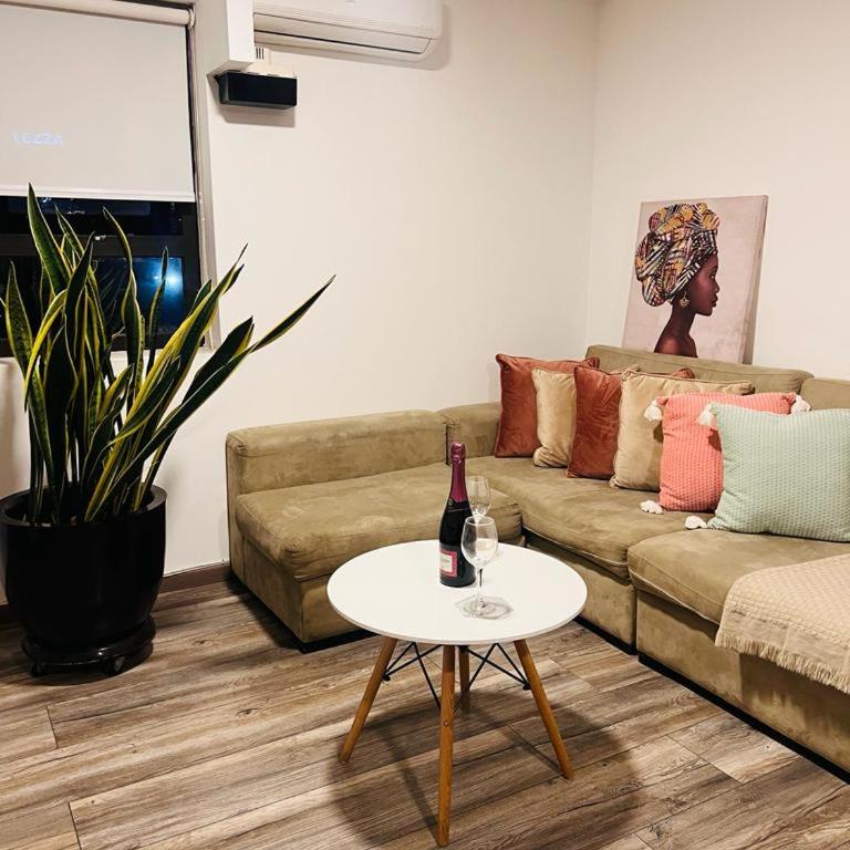 Monterrico Polo Aparts #3 - Dpto con AC a una cuadra Embajada de USA - Apartamento de 1 dormitorio - 1