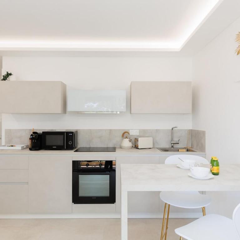 Elegant studio in Cap d'Antibes - Wifi - Clim et parking - Appartamento con 1 Camera da Letto - 10