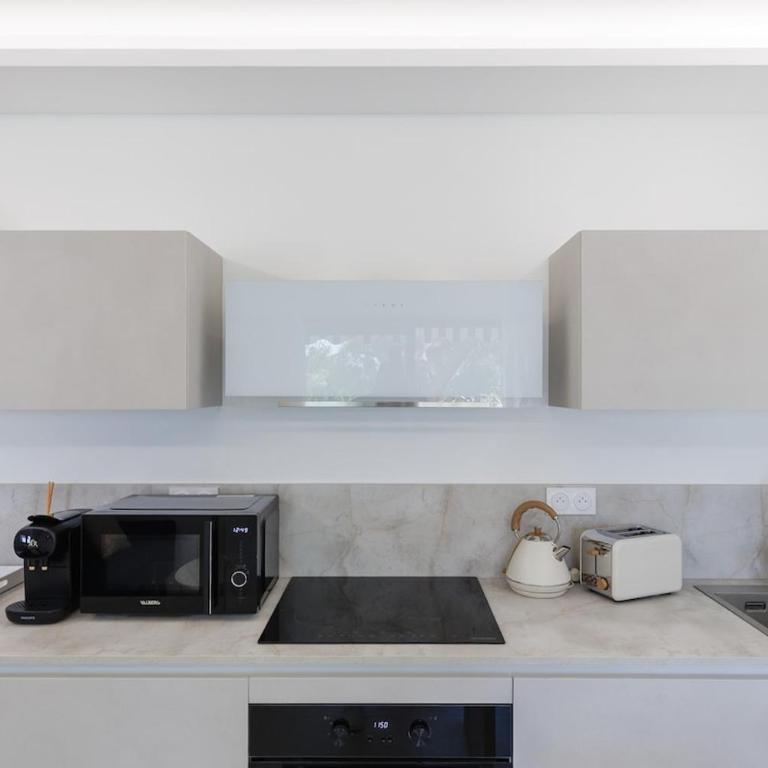 Elegant studio in Cap d'Antibes - Wifi - Clim et parking - Appartamento con 1 Camera da Letto - 14