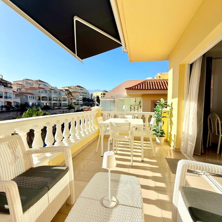 Sunny penthouse in Golf del Sur - Apartamento de 1 dormitorio con vistas a la piscina - 20