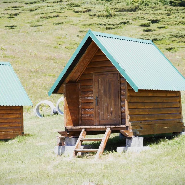 Hacijenda Bogavac, Dolovi Lalevica - Brvnara sa 1 Spavaćom Sobom - 1