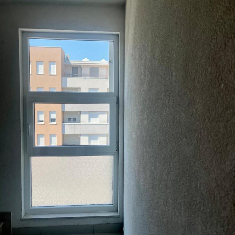 The Nexus Apartment Mostar - Two-Bedroom Apartment with Terrace - 8