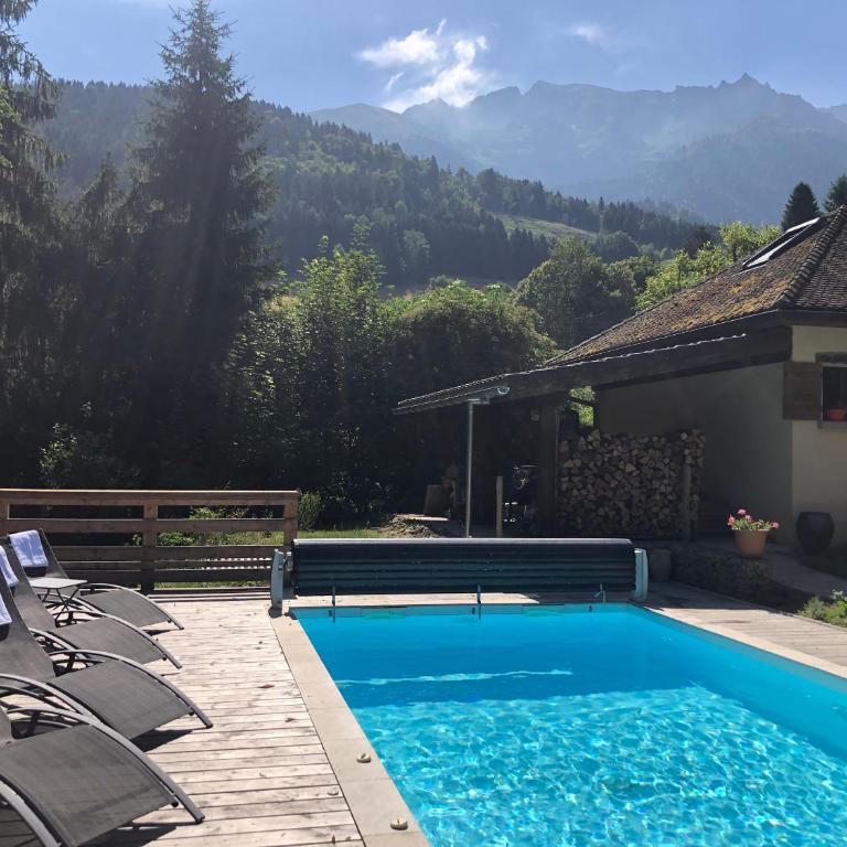 Gîtes du Grand Replomb, Piscine et Jacuzzi - Maison 1 Chambre - 24