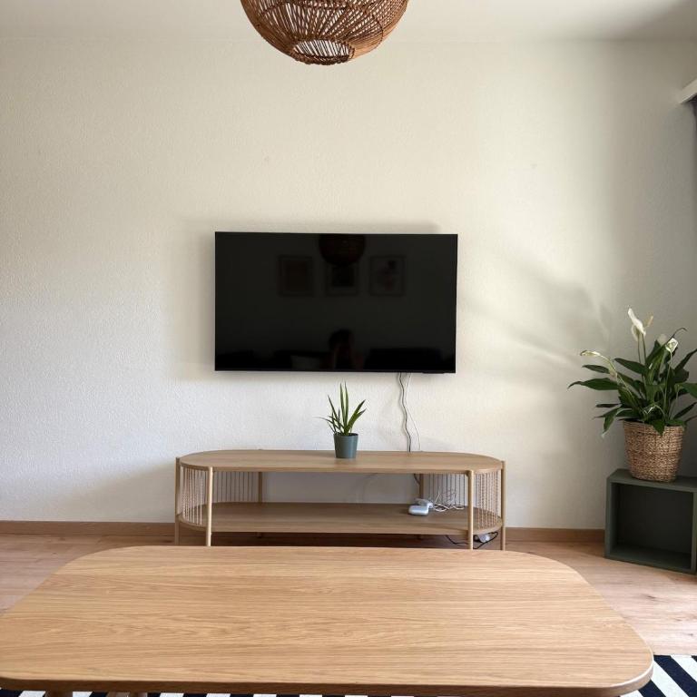 Gorgeous Modern Mountain View Flat in Täsch with free parking - Apartment mit 2 Schlafzimmern und Bergblick - 18